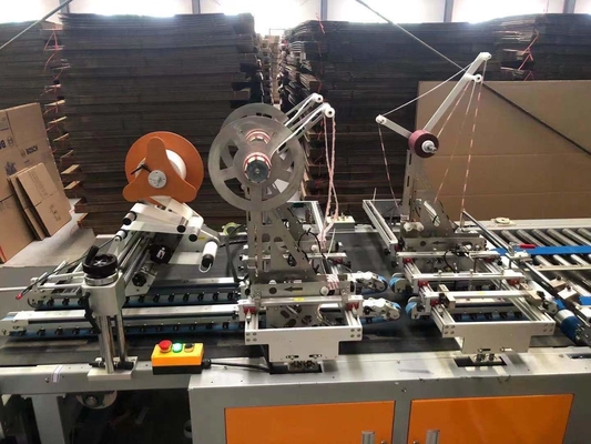 Oluklu Kutu için 250mm × 250mm Kağıt Kutu Klasör Tutkal Makinesi